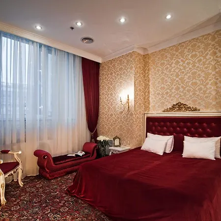 De Paris Hotell