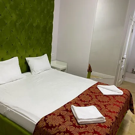 De Paris 3* Kiev