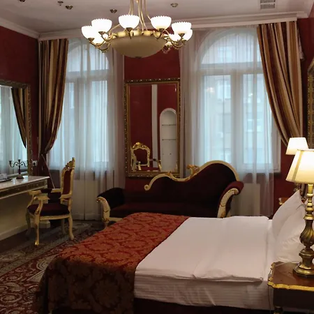 De Paris 3*