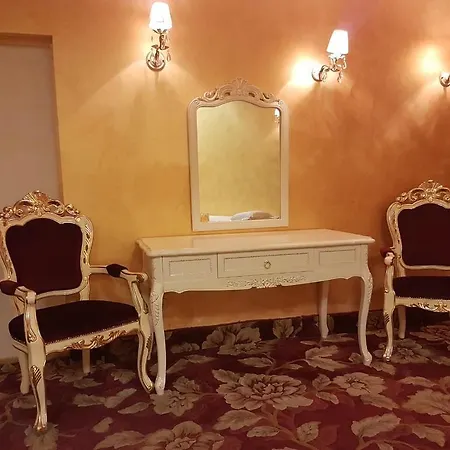 De Paris 3*