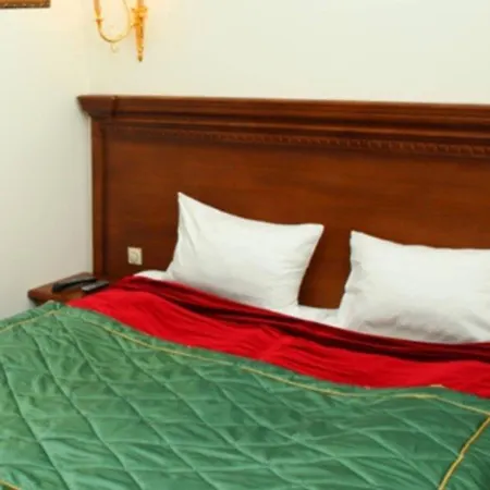Hotell De Paris 3*