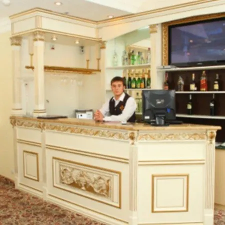 De Paris 3*