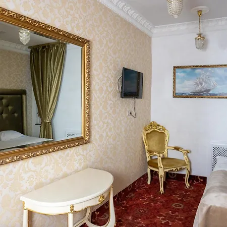 De Paris 3* קייב